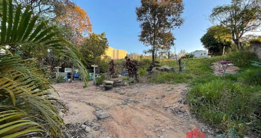 Terreno à venda no Bairro Pinheirinho em Vinhedo/SP