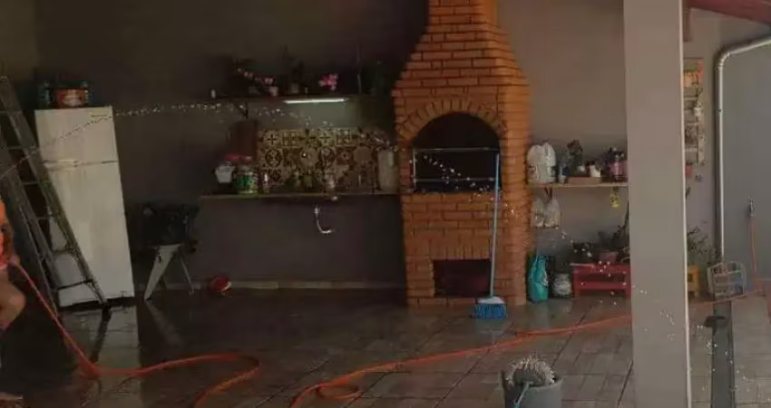 Casa com 3 quartos à venda na Rua Salvador Orsini, 21, Loteamento Residencial Água Nova, Valinhos