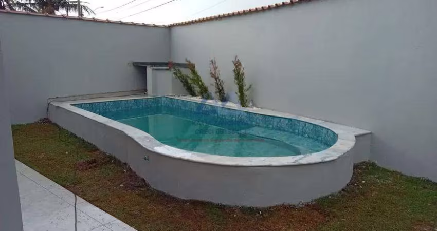 Casa Fino Acabamento Quintal e Piscina Privativa Itanhaém