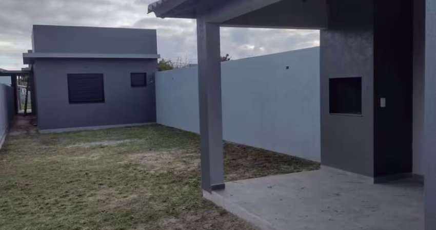 Casa para Venda em Tramandaí, CRUZEIRO, 3 dormitórios, 1 suíte, 2 banheiros, 1 vaga