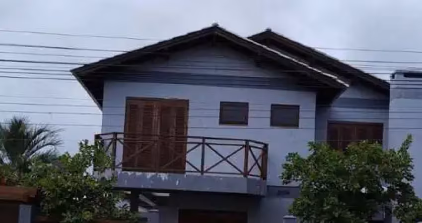 Casa para Venda em Tramandaí, Centro, 2 dormitórios, 1 banheiro, 1 vaga