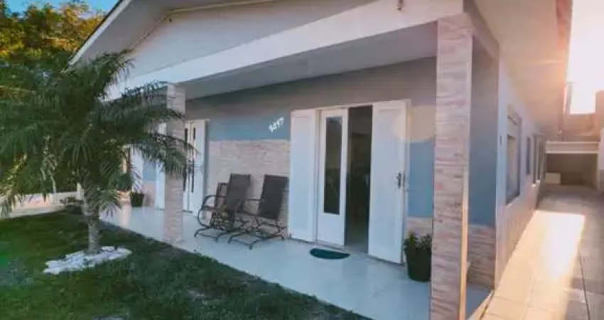 Casa para venda em tramandaí, centro, 7 dormitórios, 3 suítes, 4 banheiros, 1 vaga