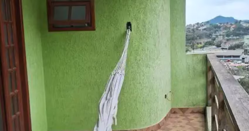 Quatro casas com um salão comercial para vendo no jardim isaura - r$ 1.100.000,00.