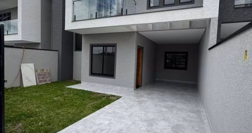 Sobrado no Bairro Eucaliptos em Fazenda Rio Grande