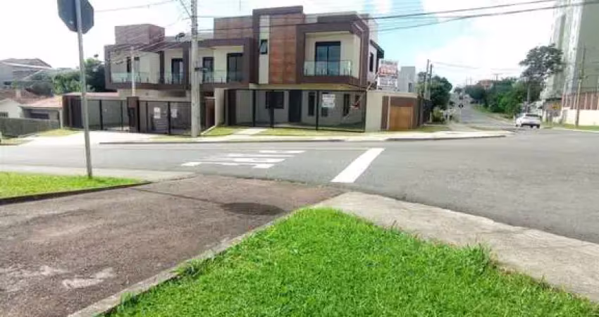 Sobrados de Esquina no Bairro Capão Raso Curitiba