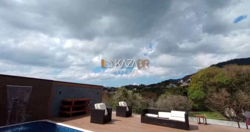 Magnífica casa em bairro nobre 4 suítes, piscina, churrasqueira por R$2.900.000,00