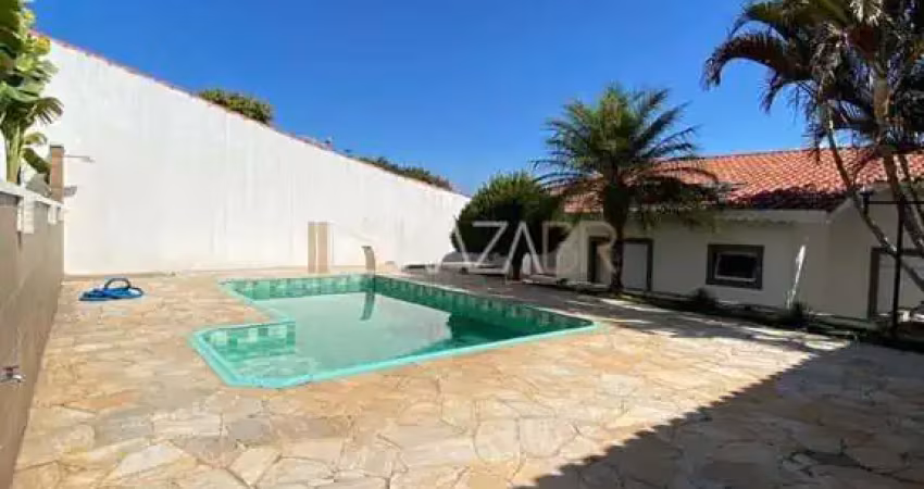 Casa com 3 dormitórios à venda, 211 m² por r$ 1.600.000,00 - jardim shangri-lá - atibaia/sp