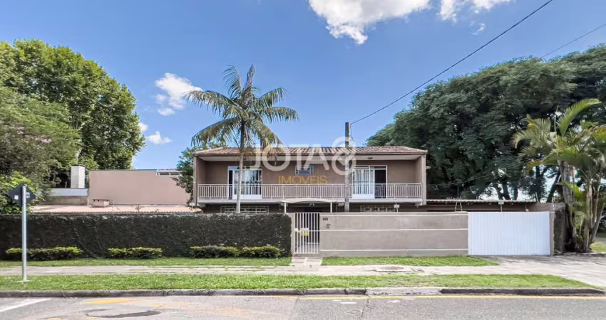 Casa comercial/residencial no Hugo Lange ! J8