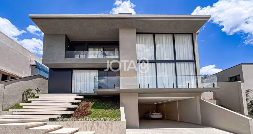 Casa em Condomínio Santa Felicidade 4 Suítes - J8