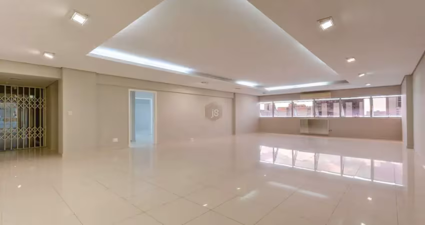 Conjunto Comercial  Reformado no Centro - J8