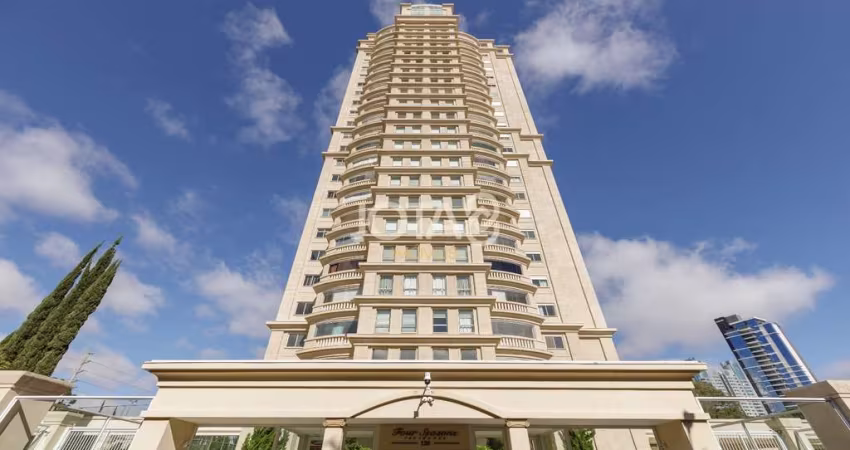 Apartamento luxuoso e exclusivo no Ecoville - J8