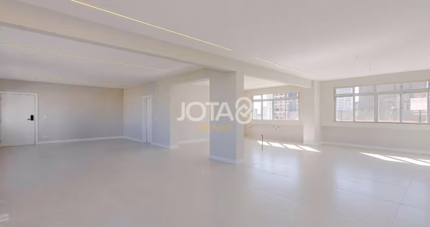 Apartamento no Batel em andar alto com muito sol