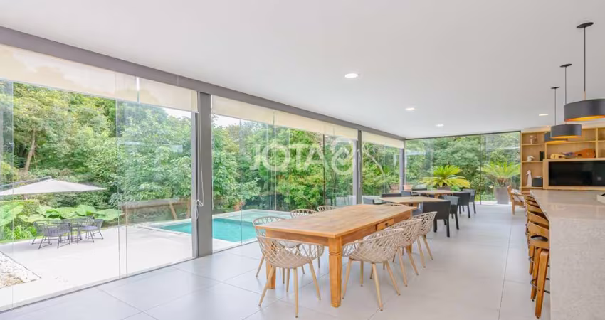 Casa em condomínio ao lado do Parque Tingui - J8