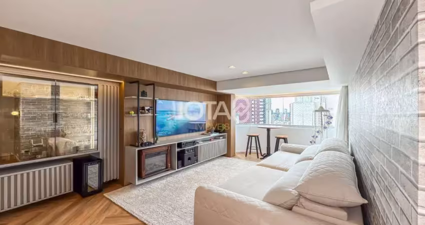 Apartamento 3 quartos face norte no Batel - J8