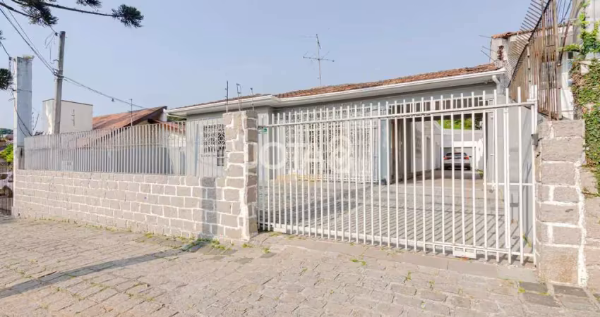 Casa comercial no Centro Cívico - J8