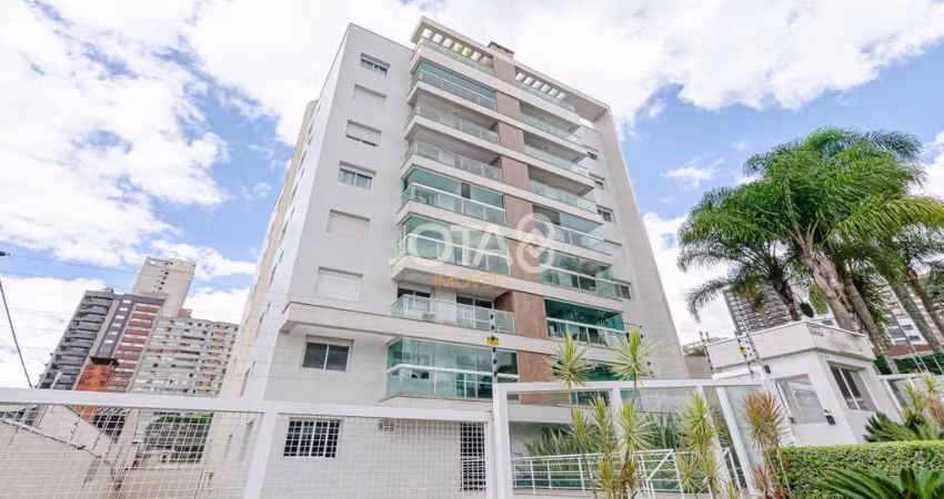 Apartamento com 3 quartos no Bigorilho - J8