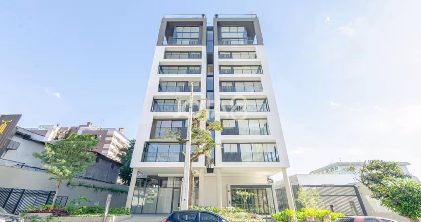 Apartamento novo no batel com 2 quartos - J8