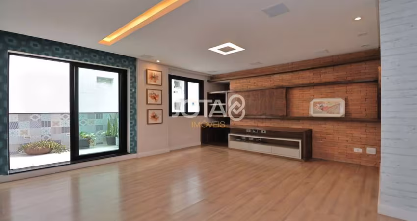 Apartamento duplex com 2 quartos no Centro - J8