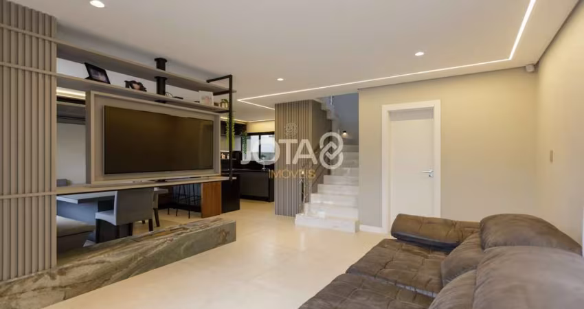 Sobrado finamente decorado com tres quartos - J8