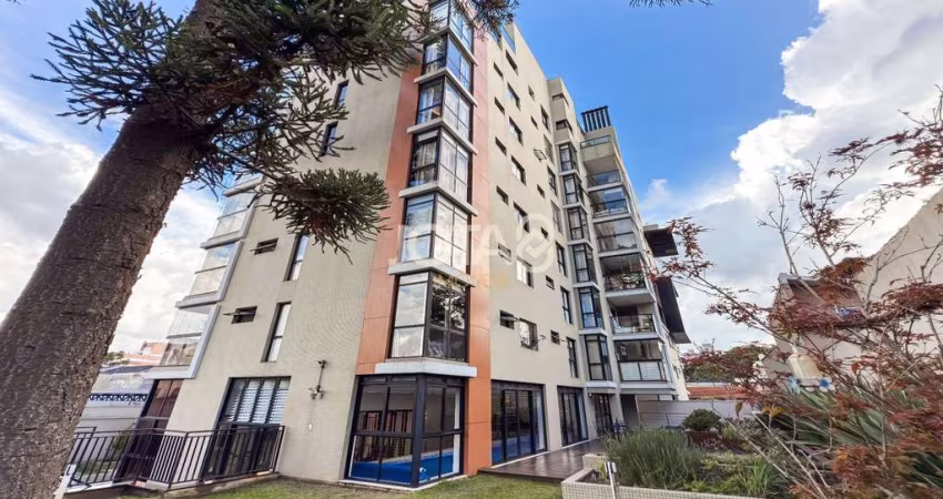 Apartamento 2 suítes e 2 vagas no Mercês - J8