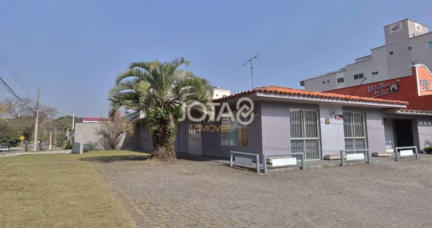 Casa em esquina comercial no Portão alto fluxo!
