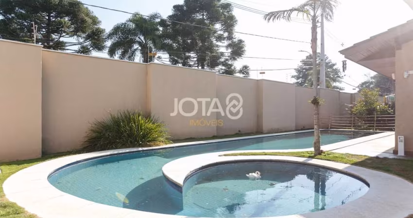 Casa terrea em Santa Felicidade com amplo terreno!