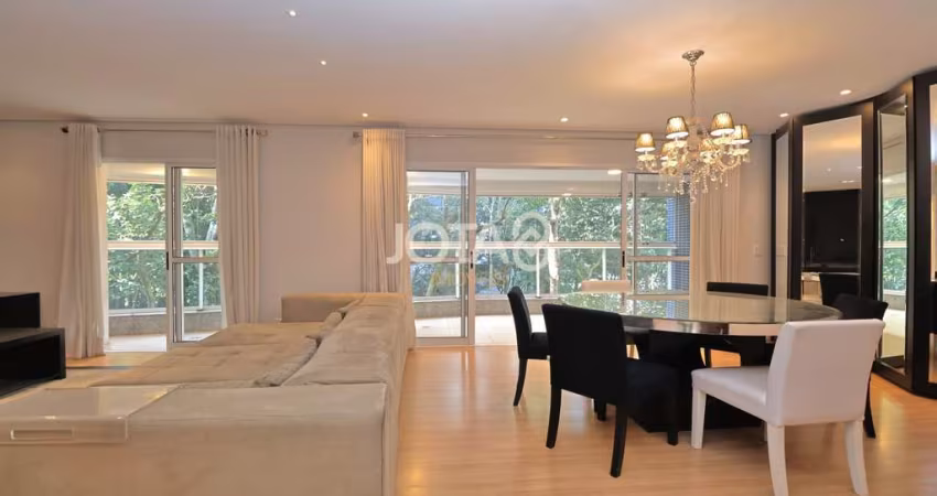 Apartamento de 202m2 no Ecoville - J8