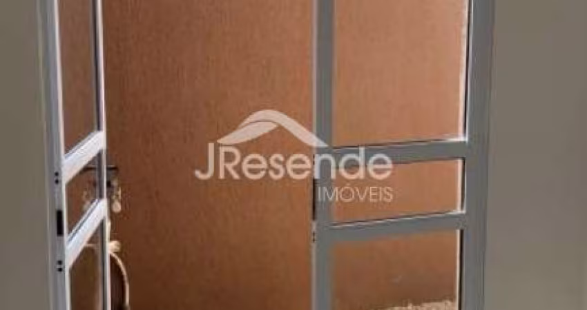 APARTAMENTO TÉRREO GARDEM