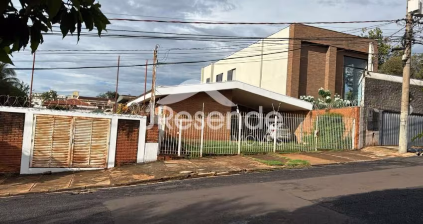 Casa Térrea Comercial.