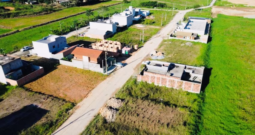 Terreno  para venda tem 200 metros quadrados Aceita financiamento Bairro  Rio do Meio - Itajaí - SC