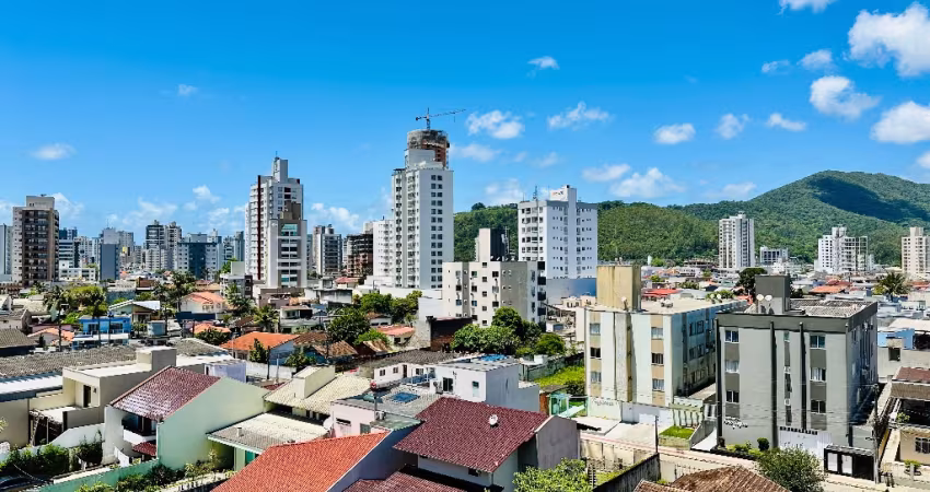 Apartamento á Venda 2 quartos sendo 1 suite  moveis planejados  no Bairro São Judas - Cidade de Itajaí Santa Catarina.