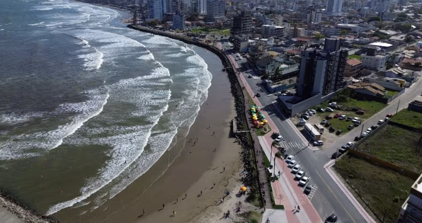 Casa para Venda lote com 288 metros quadrados com 2 quartos sendo 1 Suite Gravatá - Navegantes - SC