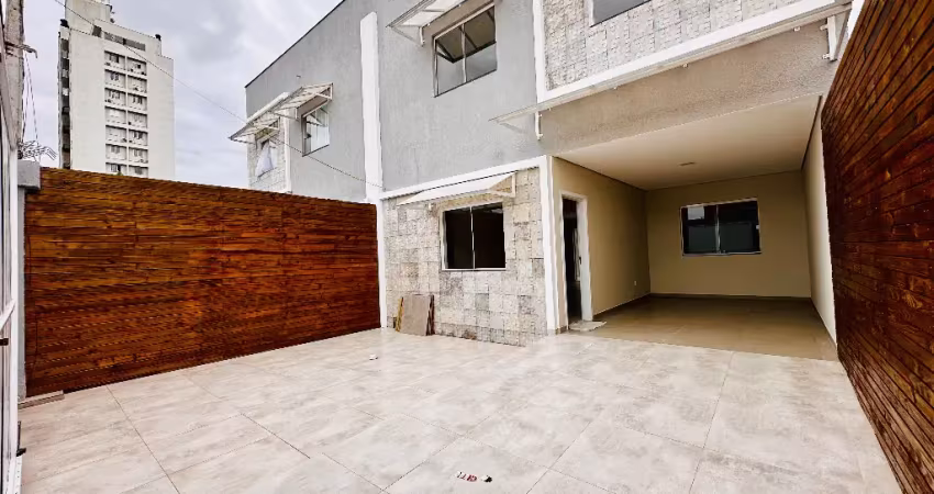 Casa para venda com 136 metros quadrados com 3 quartos sendo 1 suite no  são vicente - itajaí - sc