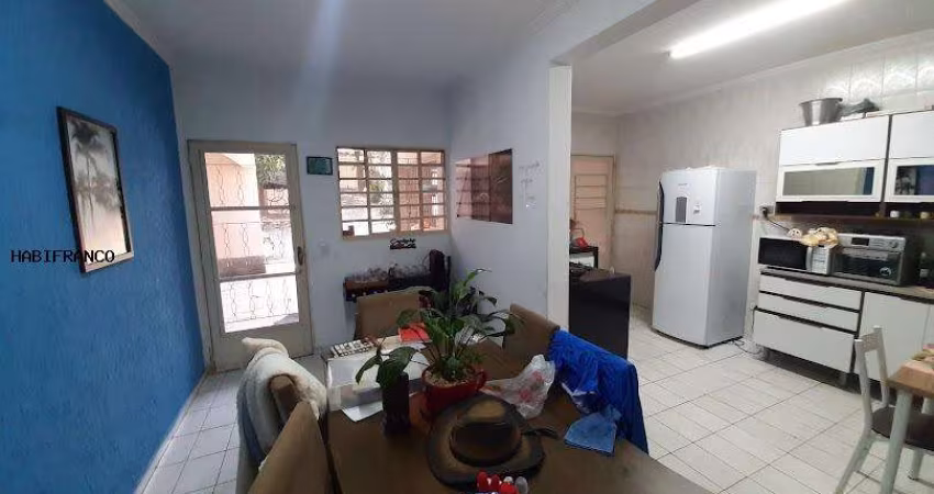Casa / Sobrado para Venda em Francisco Morato, Parque Climateric Rolland, 3 dormitórios, 1 suíte, 2 banheiros, 10 vagas