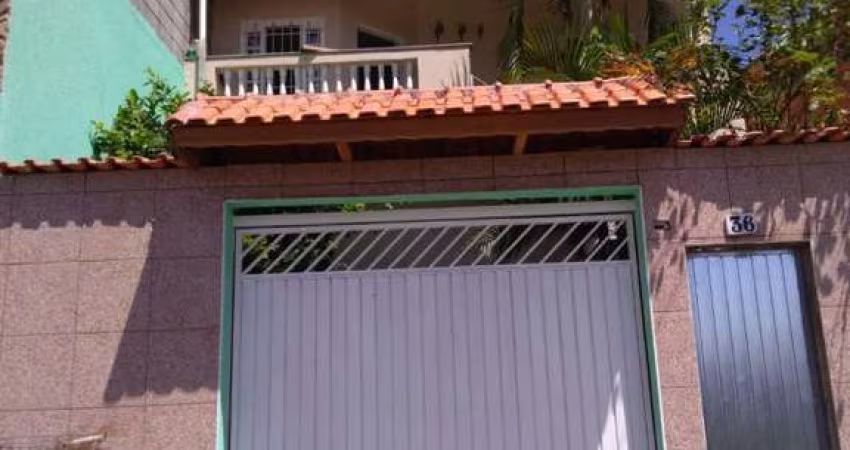 Casa / Sobrado para Venda em Caieiras, Vera Tereza, 5 dormitórios, 1 suíte, 2 banheiros, 4 vagas