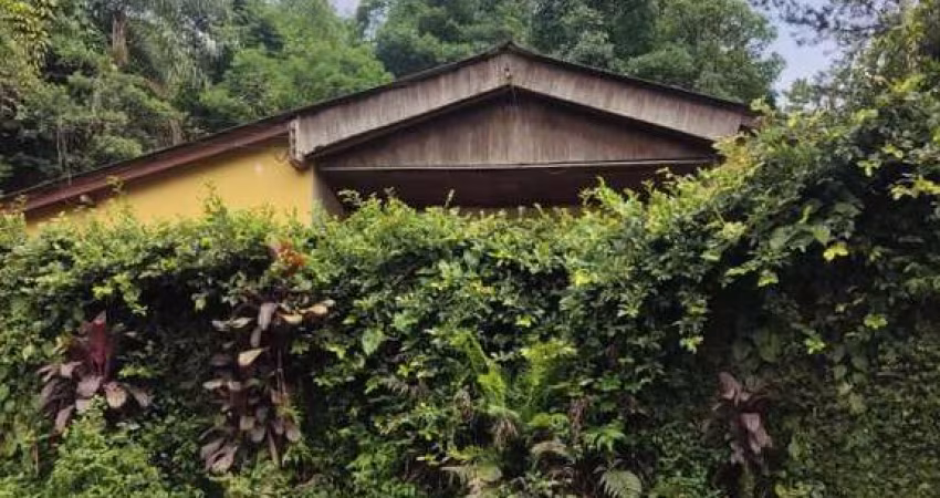 Chácara para Venda em Franco da Rocha, Jardim Alice, 3 dormitórios, 1 suíte, 2 banheiros, 2 vagas