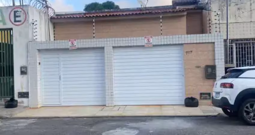 Casa com 5 quartos à venda no Treze de Julho, Aracaju 
