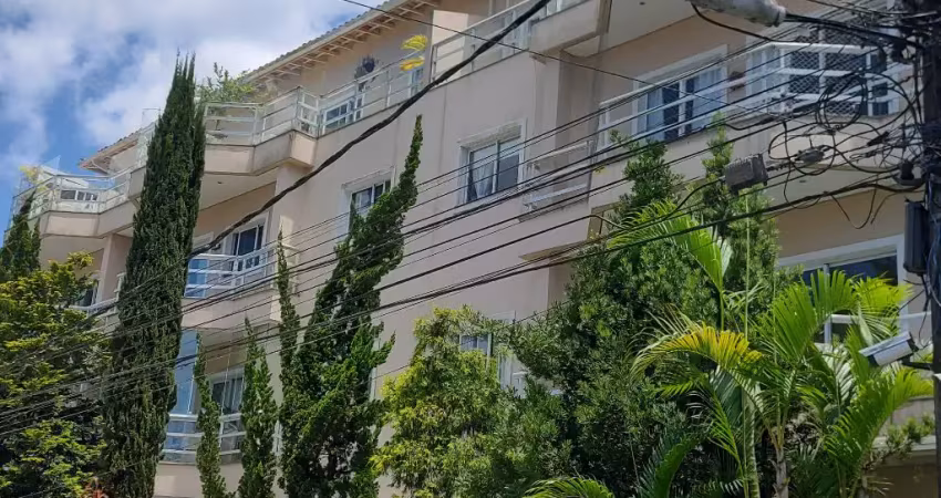 Todo conforto e segurança de um condomínio de alto padrão, a alguns minutos do centro da cidade.