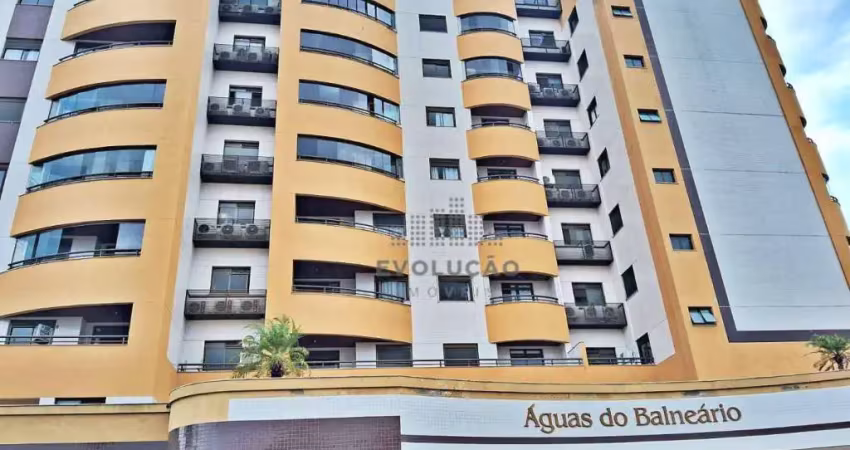 Com moveis planejados  4 dormitórios à venda, 133 m² por R$ 1.200.000 - Estreito - Florianópolis/SC