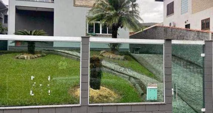 Casa com 3 dormitórios à venda, 150 m² por R$ 650.001,00 - Centro - Santo Amaro da Imperatriz/SC