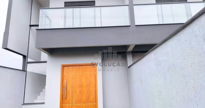Sobrado de 01 Suíte e 02 Demi Suítes em São josé