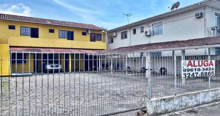 Apartamento com 2 dormitórios para alugar, 50 m² por R$ 1.441,00/mês - Forquilhas - São José/SC