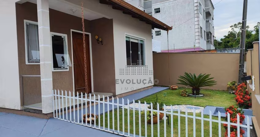 Casa com Edícula - Forquilhinha São José SC