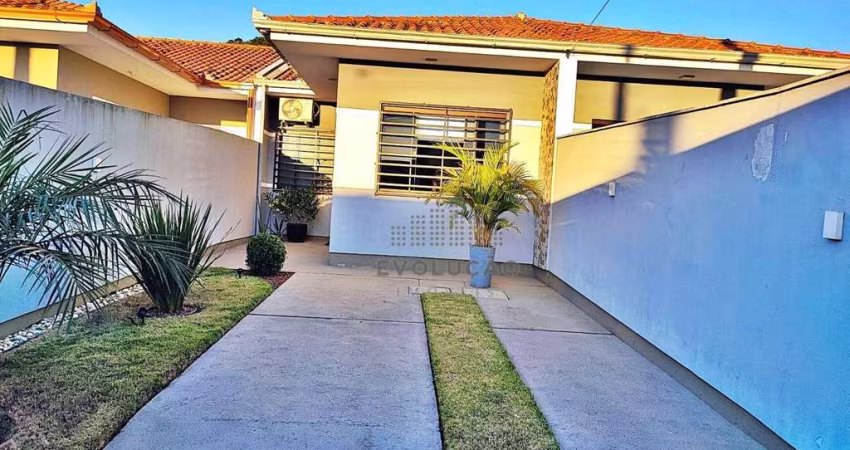 Casa com 2 dormitórios à venda, 53 m² por R$ 340.000,00 - Forquilhas - São José/SC