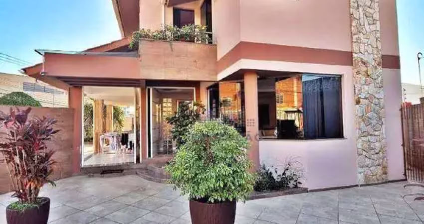 CASA 4 Quartos, 1 Suíte, 3 Vagas - Jardim Cidade Florianópolis - Santa Catarina