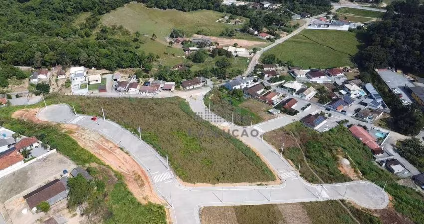 Terreno bem localizado em Sto Amaro- SC