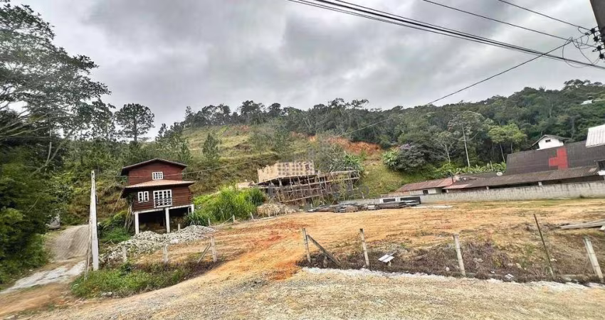TERRENO Esquina, 3 Andares, Escritura - Pedra Branca