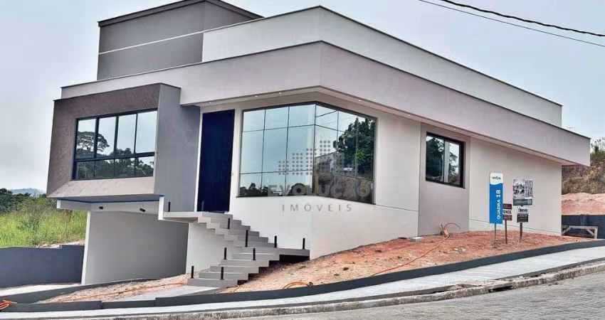 CASA 3 Quartos, 3 Suítes, 2 Vagas - Centro - Antônio Carlos