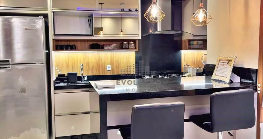 apartamento mobiliado com 2 dormitórios, sendo 1 banheiro social,