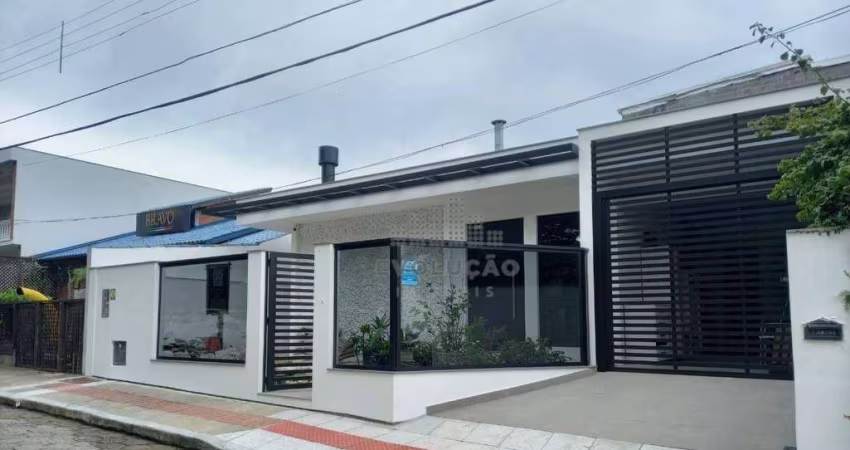 Casa com 3 dormitórios à venda, 170 m² por R$ 2.500.000,00 - Itaguaçu - Florianópolis/SC